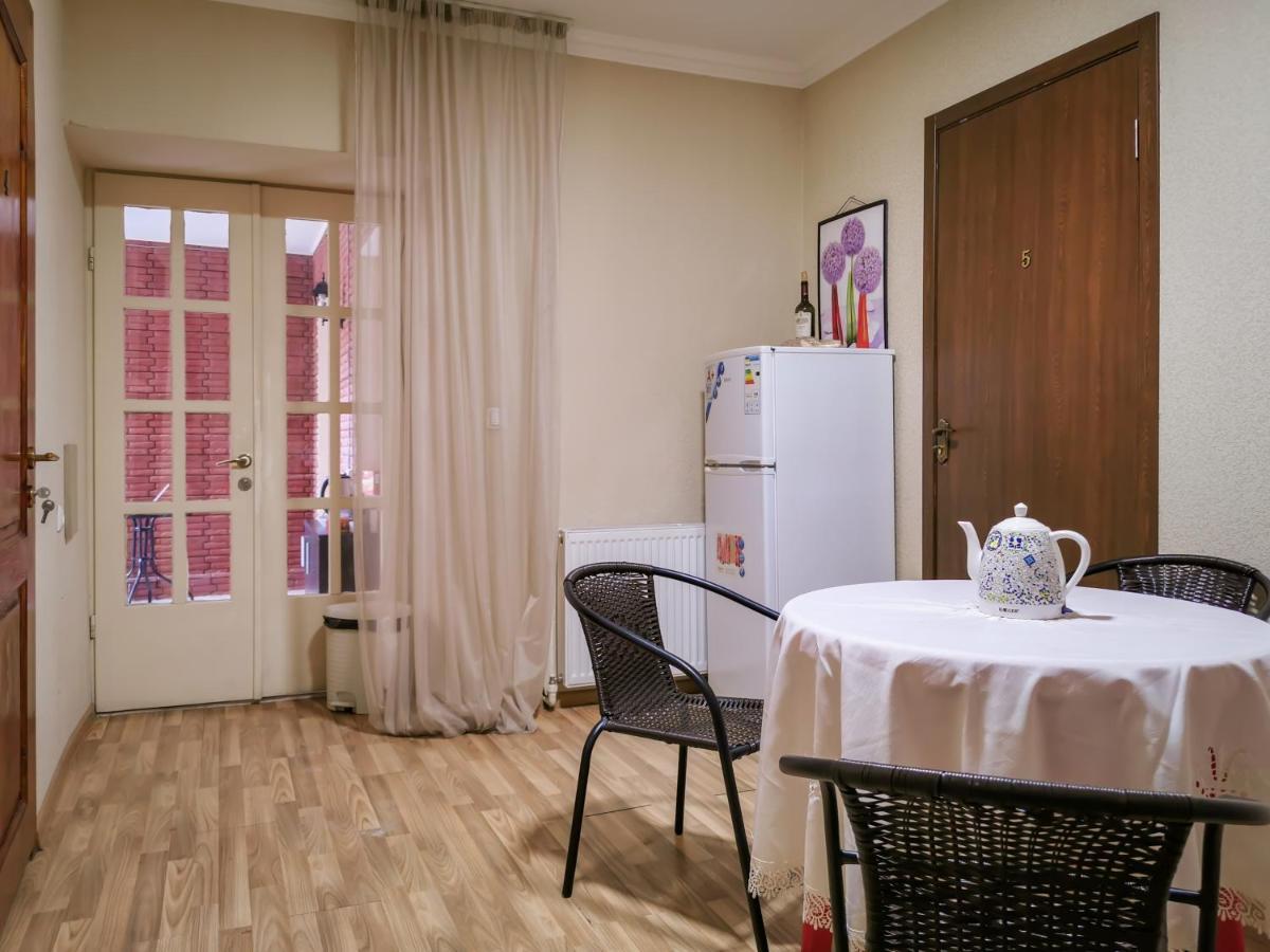 Myvibe Hotel Tbilisi Exterior photo